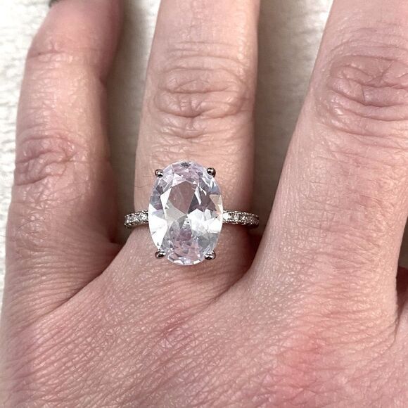 The Standing Ovation 5 ct Oval Cut White Sapphire 925 Silver ring size 8 - Picture 6 of 14